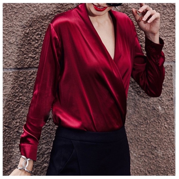 Silky Draping Top - Picture 4 of 8